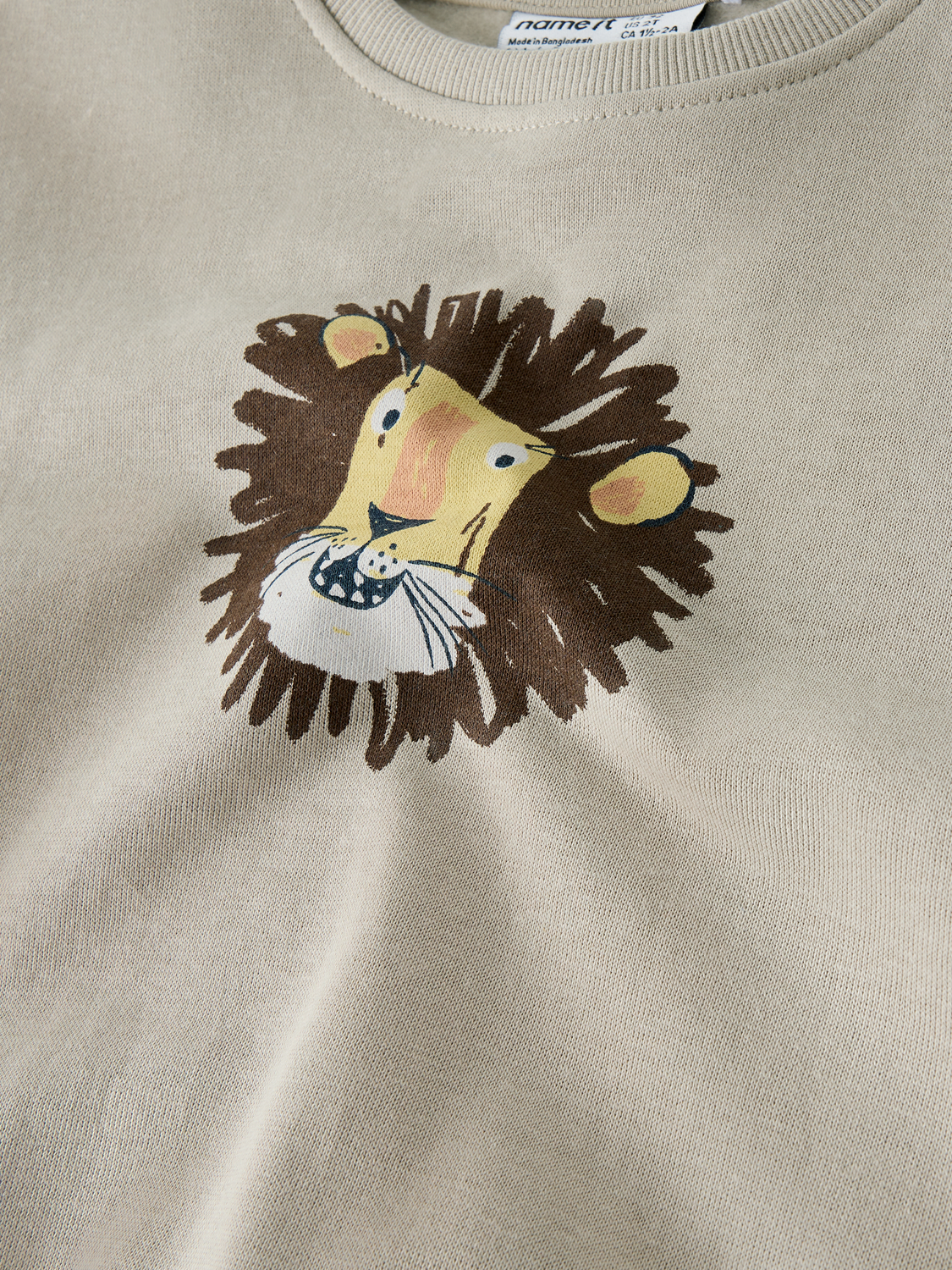 model_shot-front_full